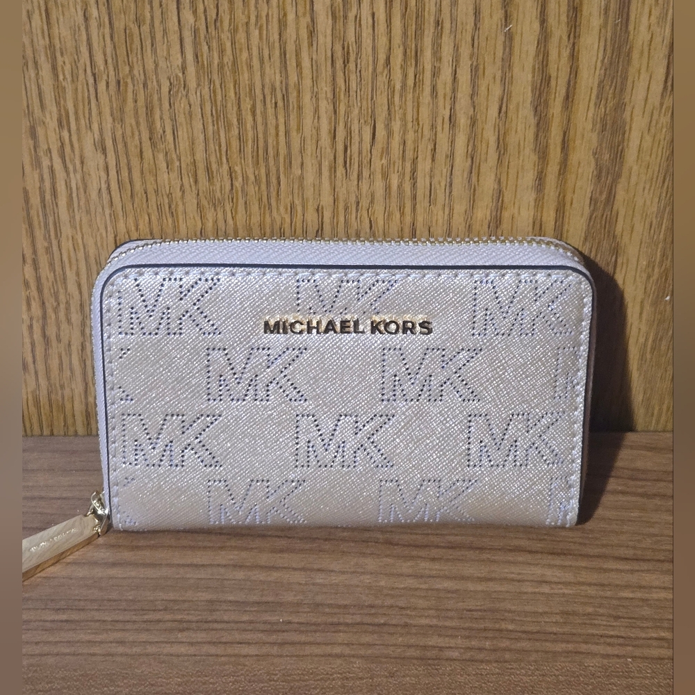 Michael Kors Gold and Cream Logo Wallet